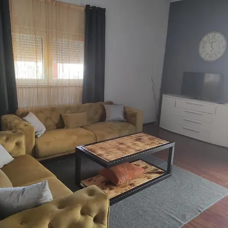 Apartment Lana